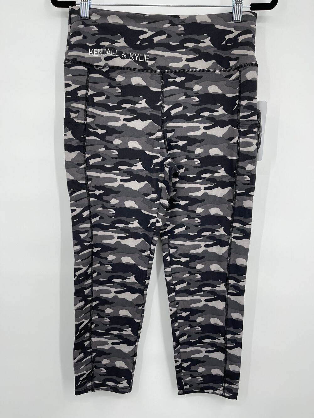Kendall & Kylie Logo Gray Camo Print Leggings Pants High Waist Womens Large NEW